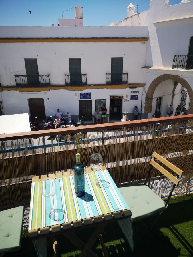 Arco De La Villa,solo Familia Y Parejas, *
